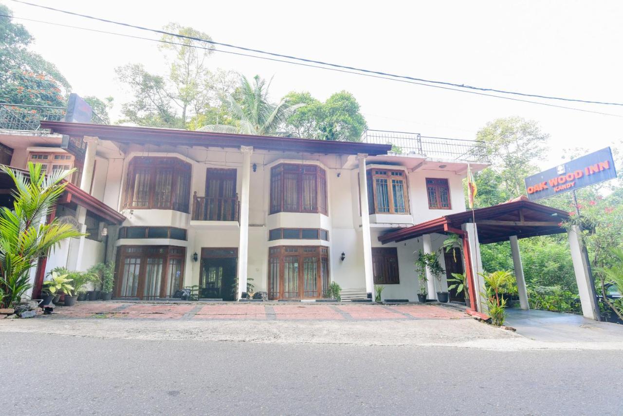Oak Wood Inn Kandy Extérieur photo