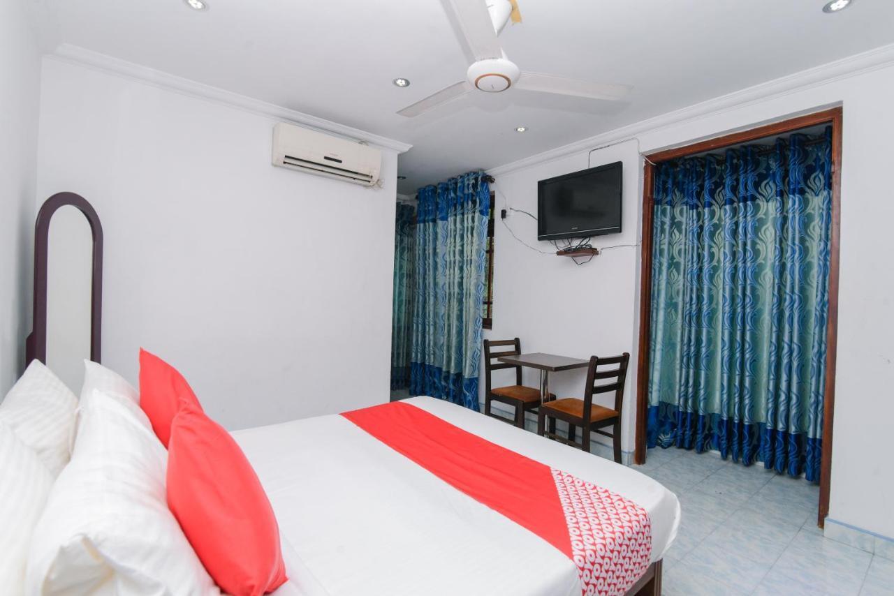 Oak Wood Inn Kandy Extérieur photo