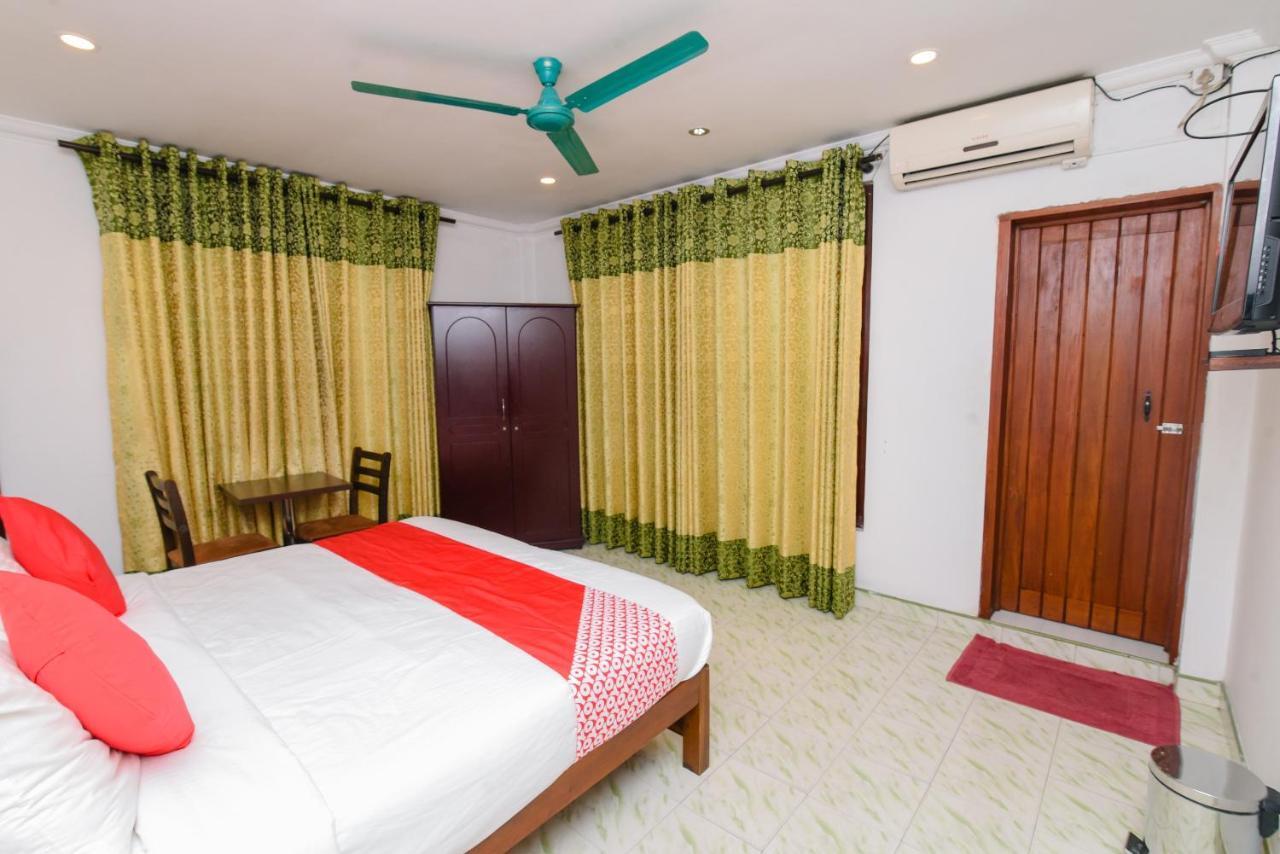 Oak Wood Inn Kandy Extérieur photo