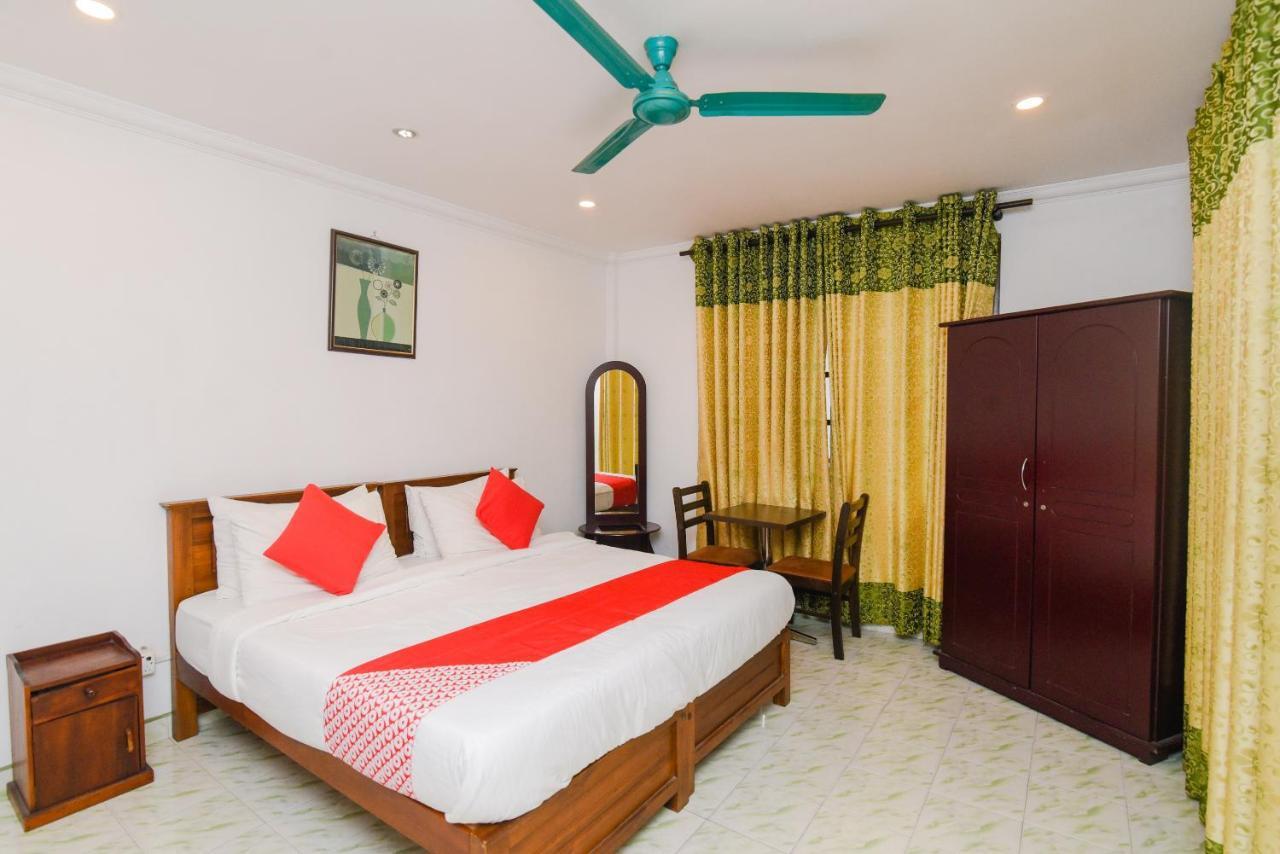 Oak Wood Inn Kandy Extérieur photo